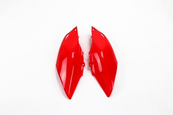 Side panels - red 070 - Honda - REPLICA PLASTICS - HO04659-070 - UFO Plast