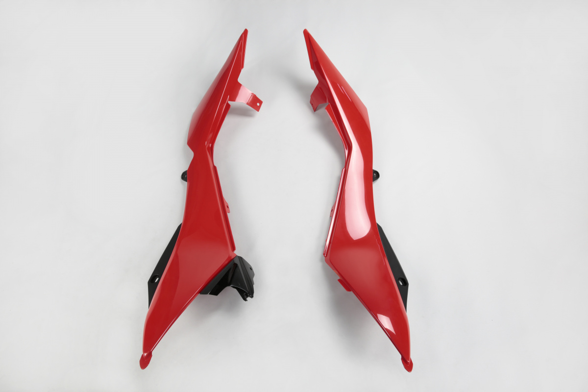 Side Panels red for Husqvarna TC 449 (2011-13) - TE 449 (2011-13) - TC 499 (2011-13) - TE 499 (2011-13) - TE 511 (2011-13) - ...