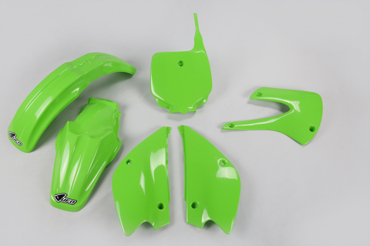 Plastic kit Kawasaki - green - REPLICA PLASTICS - KAKIT206-026 - UFO Plast