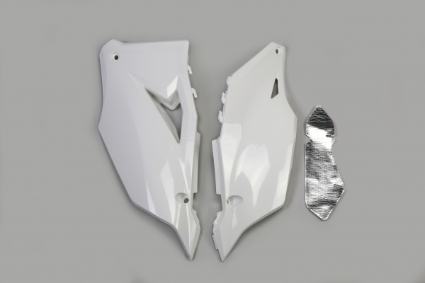 Side panels - white 047 - Kawasaki - REPLICA PLASTICS - KA04752-047 - UFO Plast