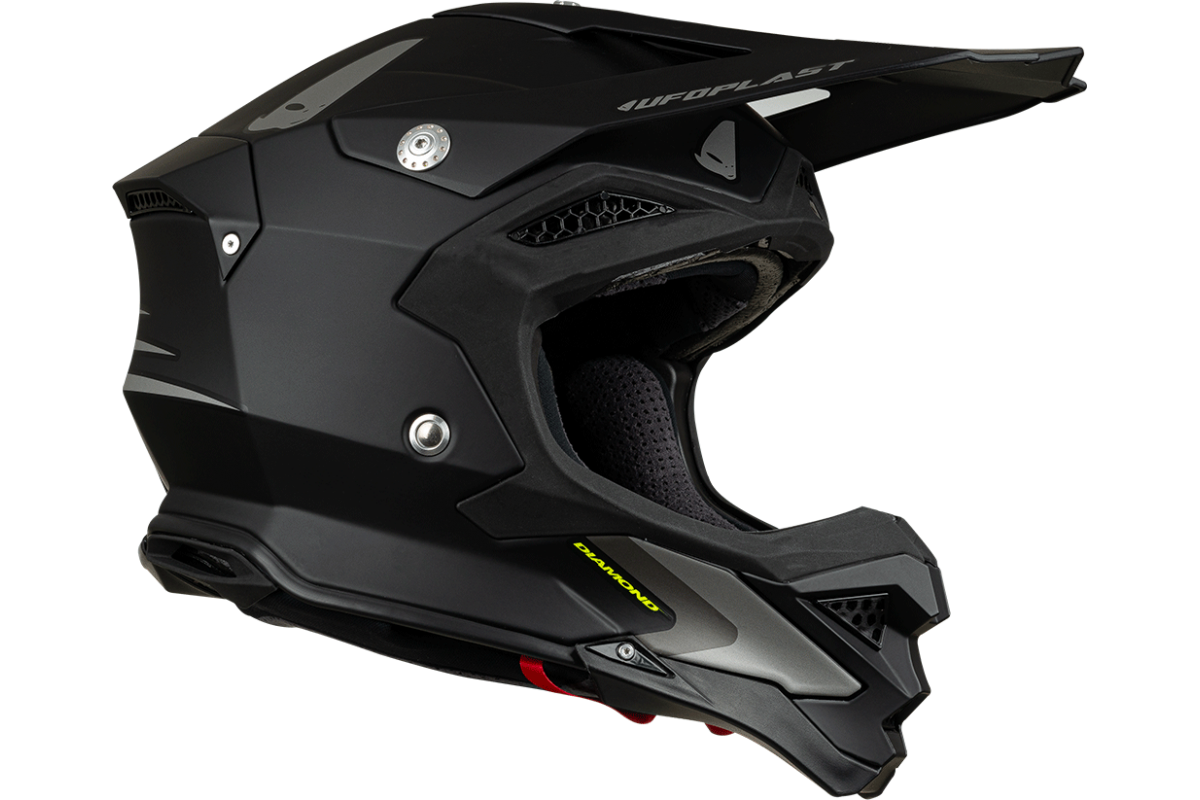 Motocross helmet Diamond black - ADULT - He053 - UFO Plast